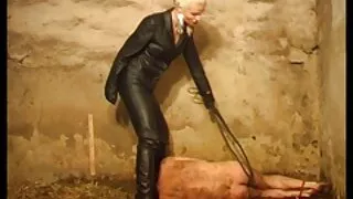 Repórter sexy Kali R ...