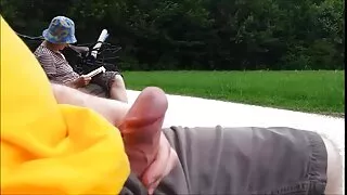 Sua buceta peluda e  ...