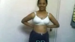 Menina morena Little ...