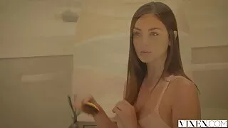 Morena salgada lambe ...