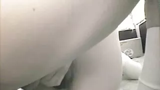 Mãe morena voluptuos ...