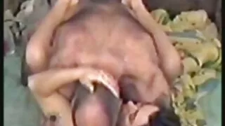 Artista peituda dá a ...